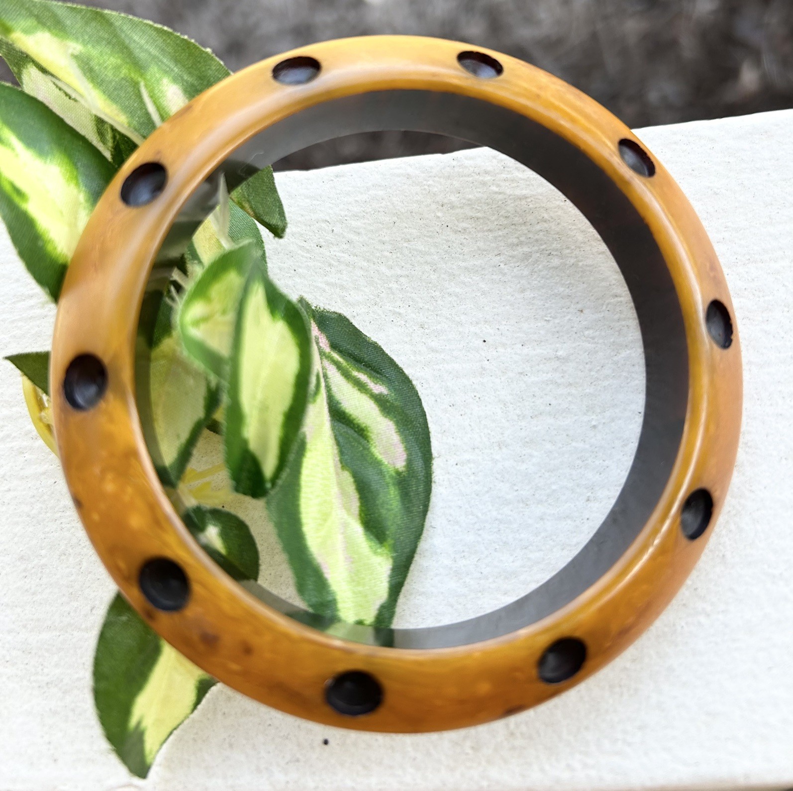 VTG Over-Dyed Polka Dot Bakelite Marbled Butterscotch Caramel Bangle Bracelet 