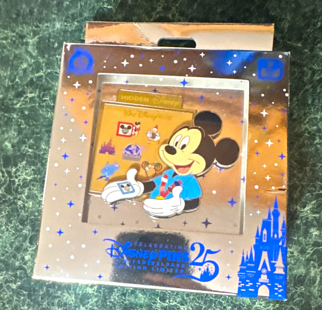 Trader Mickey Mouse DLR