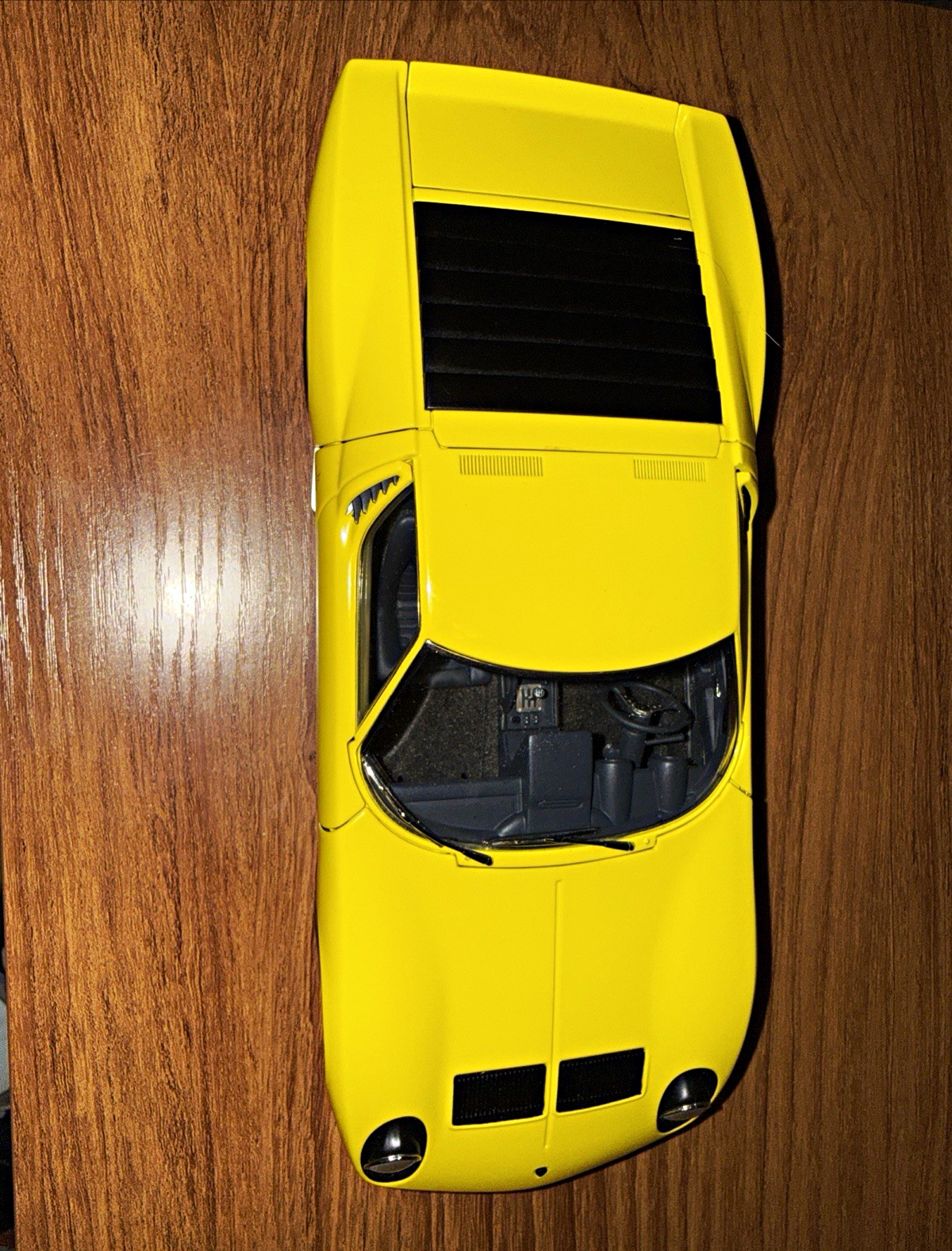 AUTOart 1:18 Lamborghini Miura P400 SV Yellow Diecast w/ Opening Hood Doors