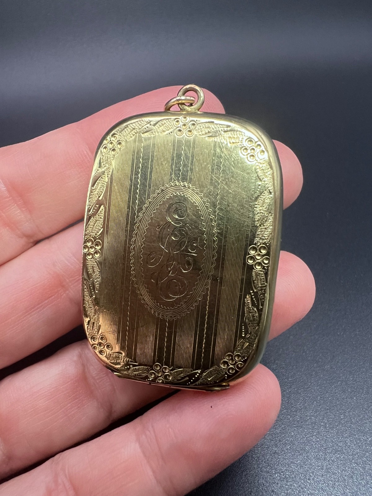 Vtg Victorian Gold Filled Rectangle Pill Box Locket Keepsake Treasure Pendant 2”