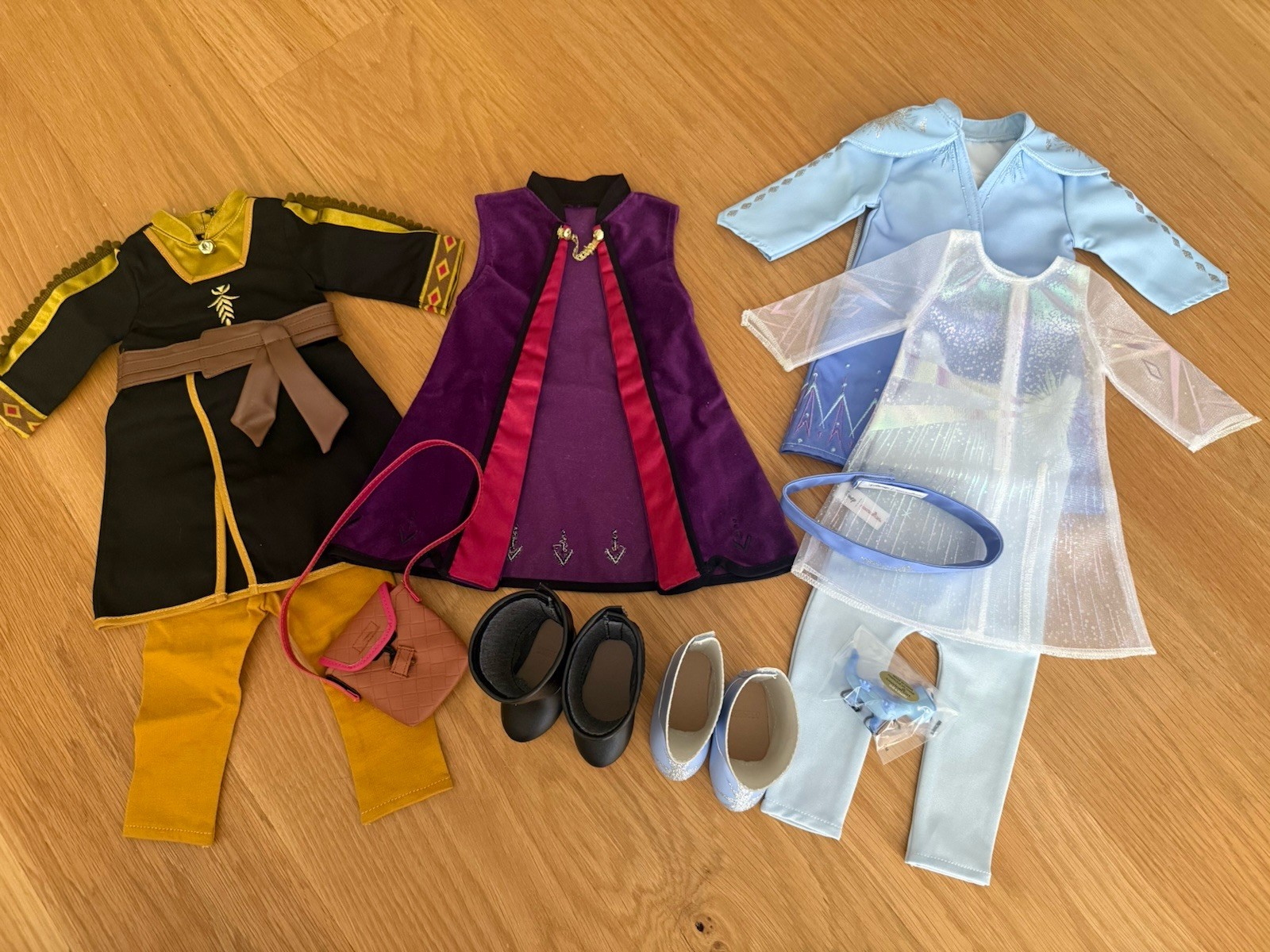 American Girl Disney Frozen 2 Elsa & Anna Travel Adventure 18\