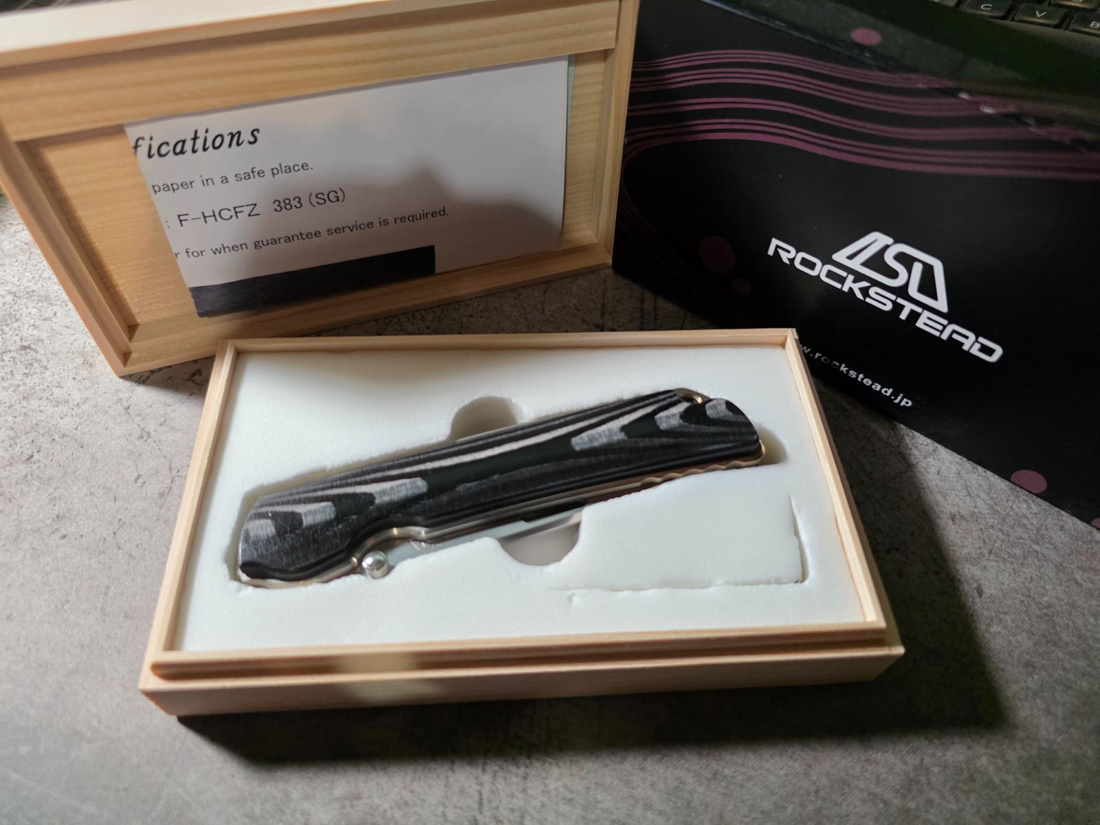 Rockstead Higo II - Carbon Fiber ZDP-189