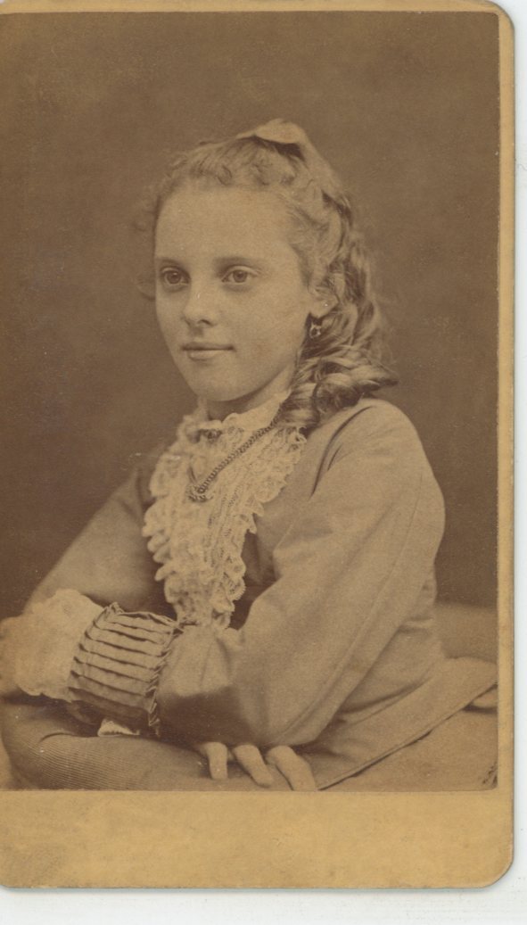 Pretty Young Lady Marshalltown IA Manville & Jarvis CDV Carte De Visite