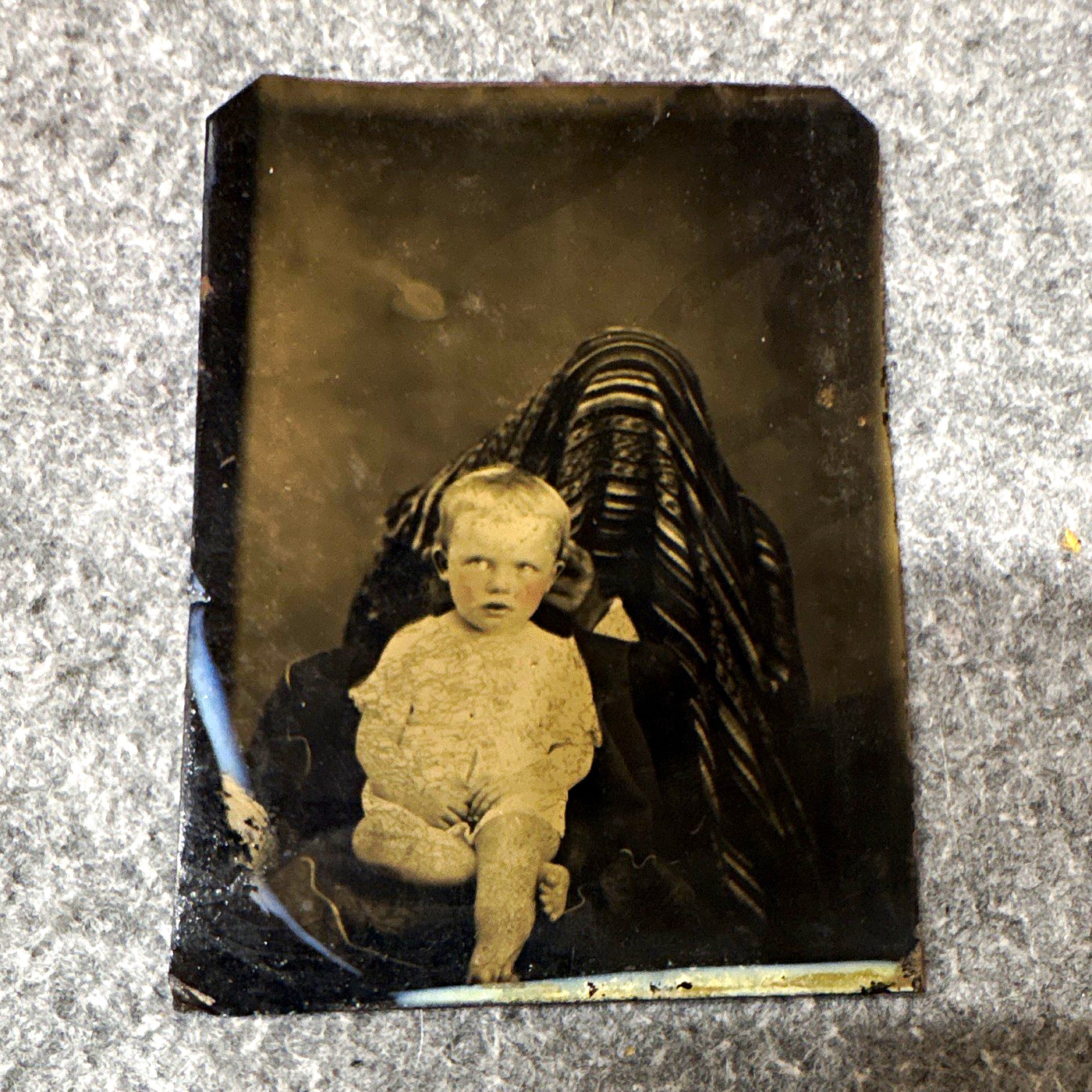 Hidden Mother tintype ULTRA RARE mother\'s hand is CLEARLY SHOWN+ Reaper Shroud