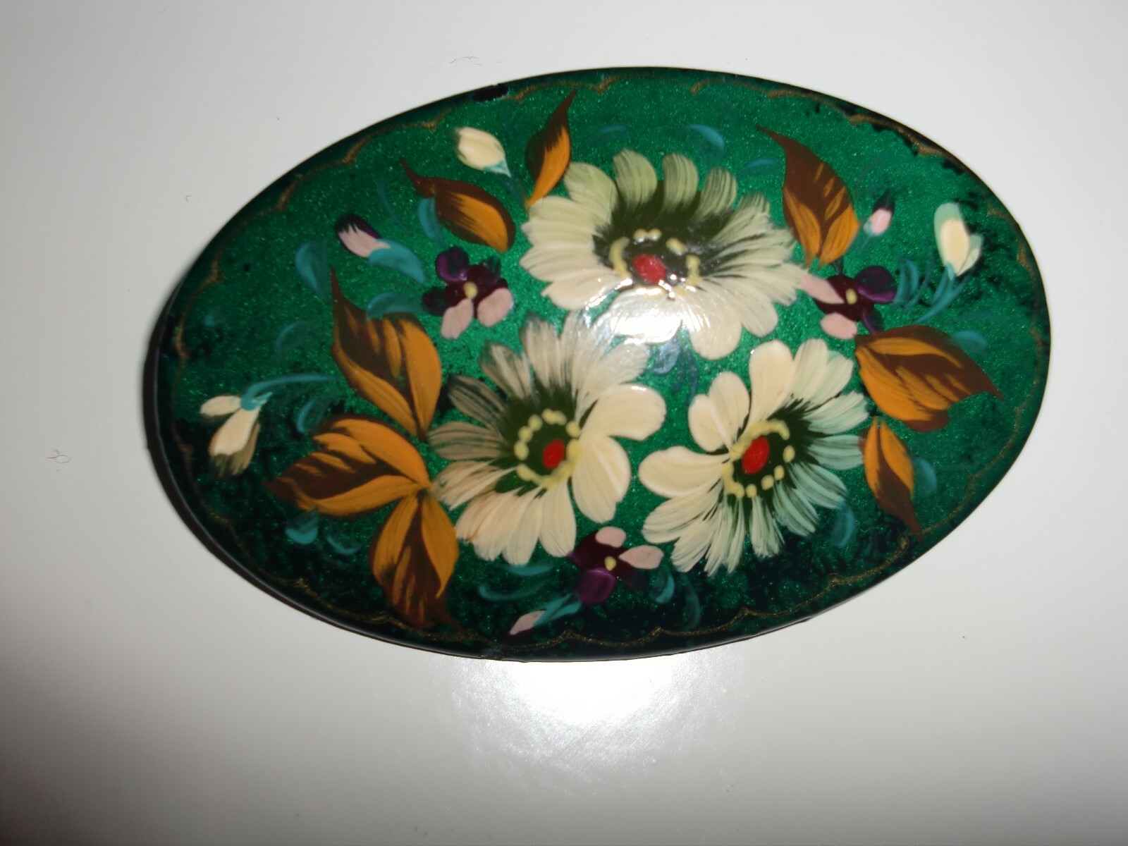 VTG~1970s~RISSIAN~SOVIET INION~LACQUER~FLOWERS~SIGNED~BROOCH PIN~OVAL 2.25\