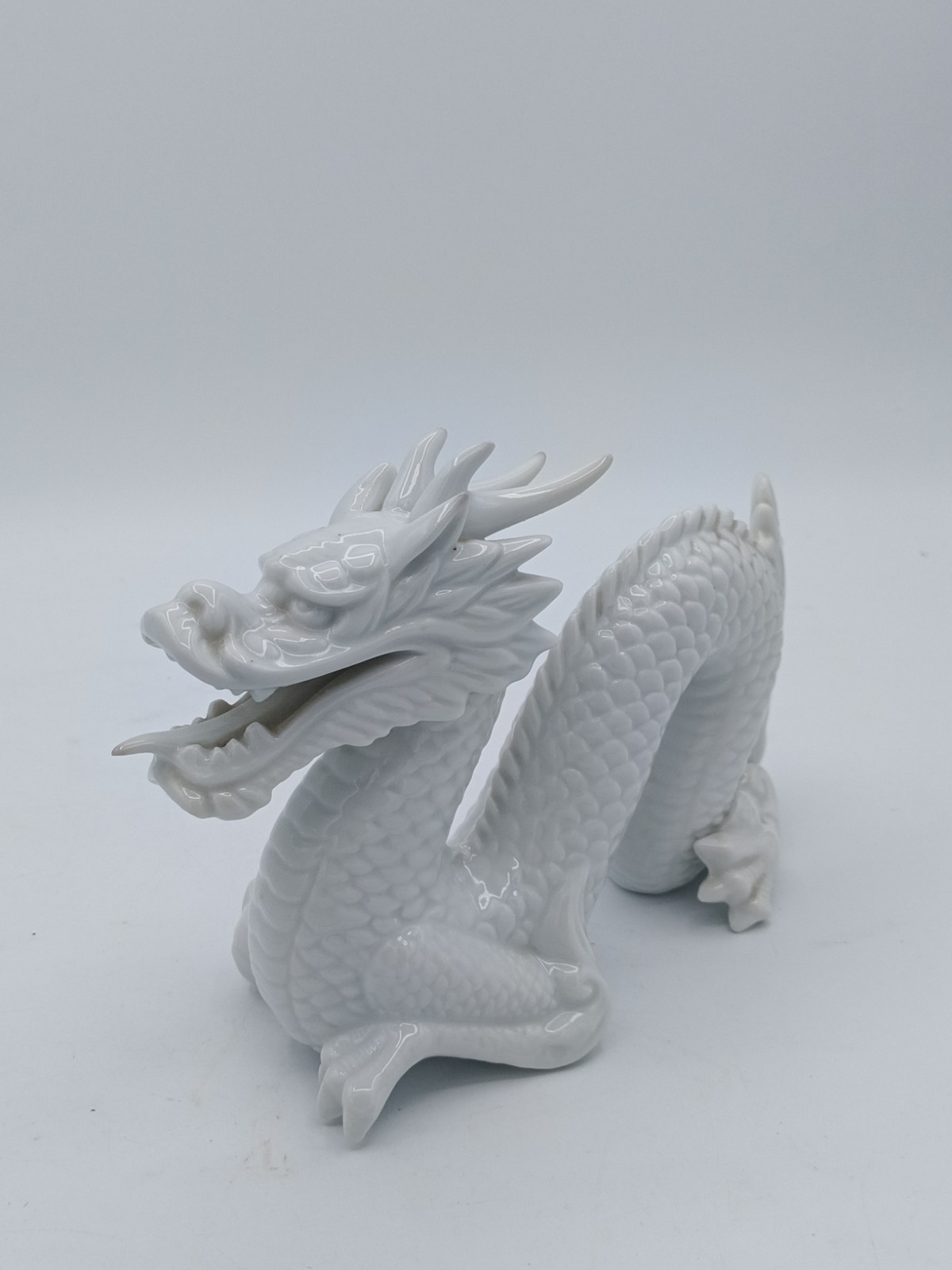Vtg Otagiri White Porcelain Dragon Figure 8