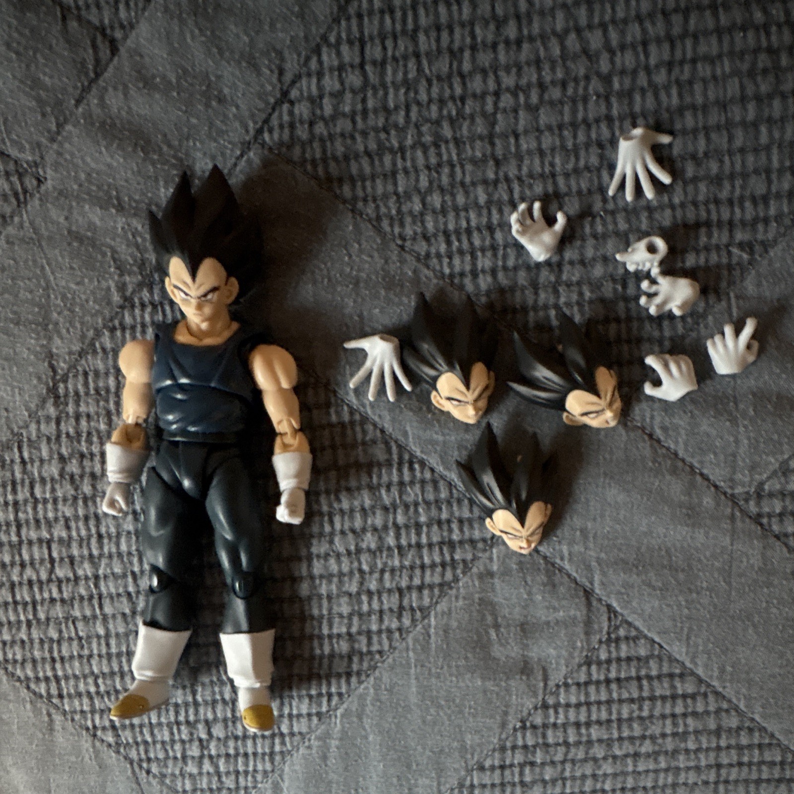 Sh figuarts Vegeta (loose) (with accessories)