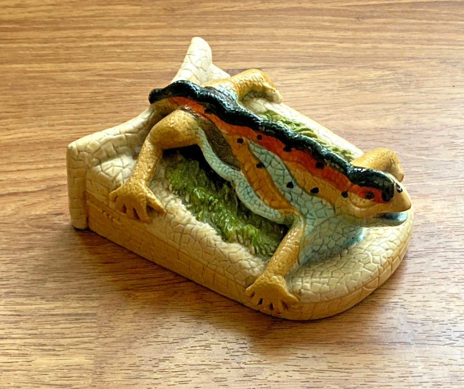 Vintage Retro Parc Guell Lizzard Barcelona Spain Fantastic Condition Rare