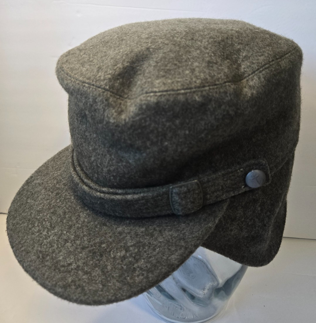 Vintage Swedish Army Three Crowns Grey Wool Winter Cap M50 Size 58 Medium/Large