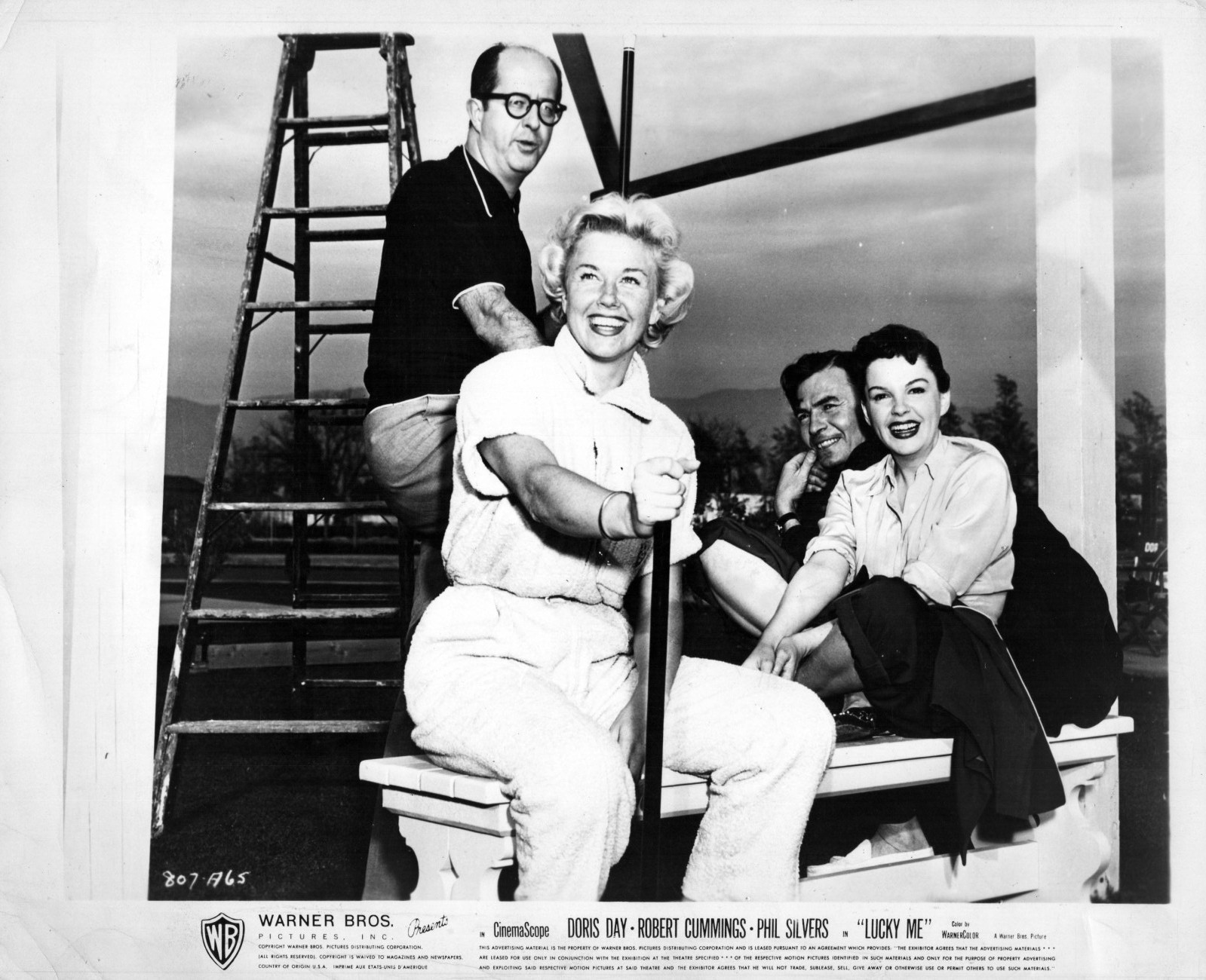 HOLLYWOOD JUDY GARLAND + DORIS DAY BEHIND SCENES PORTRAIT 1950s ORIG PHOTO MA80