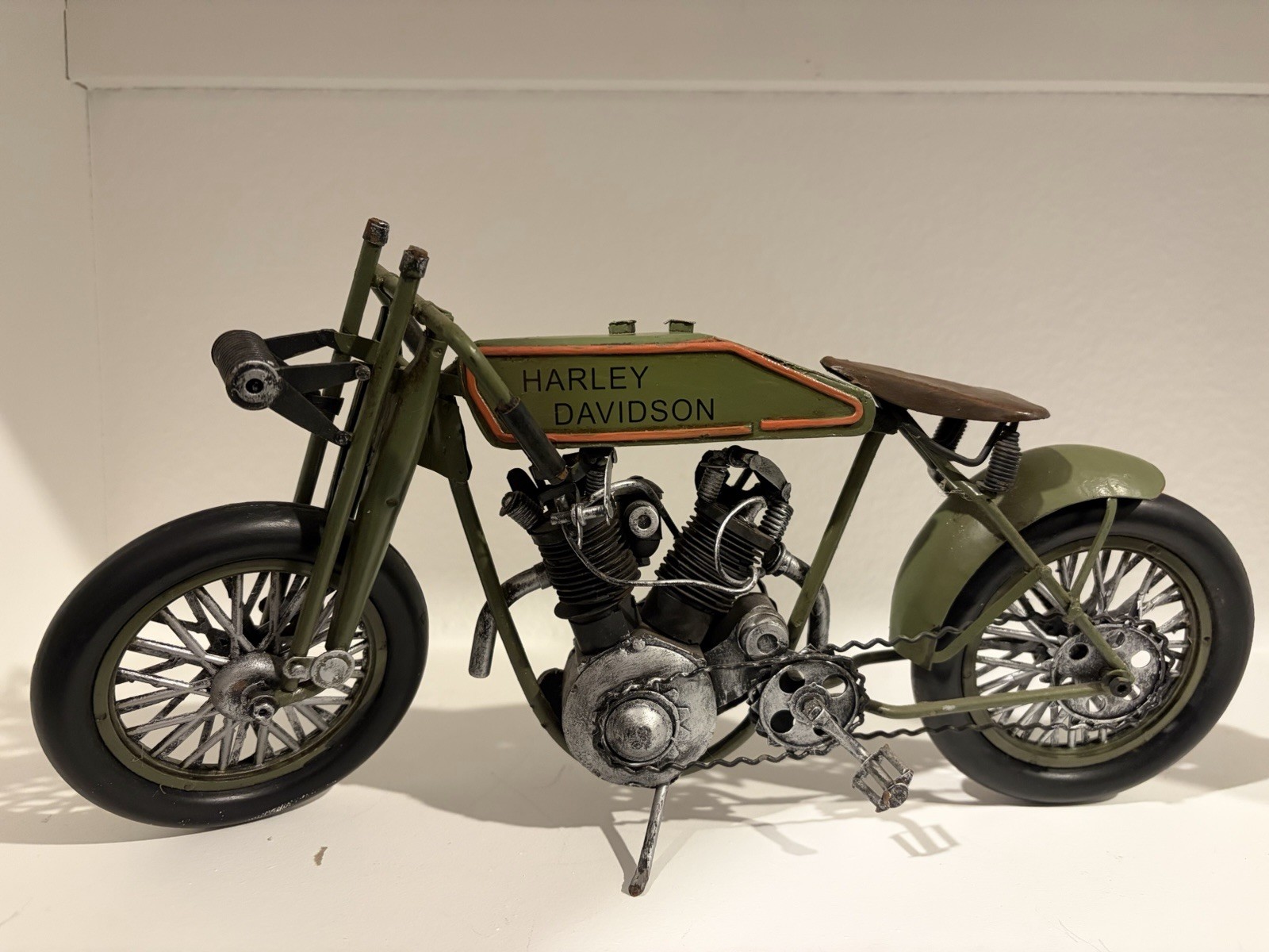 VTG Unbranded Harley Davidson Replica Of A 1900\'s Track Bike 1:16 Scale 14.5 \