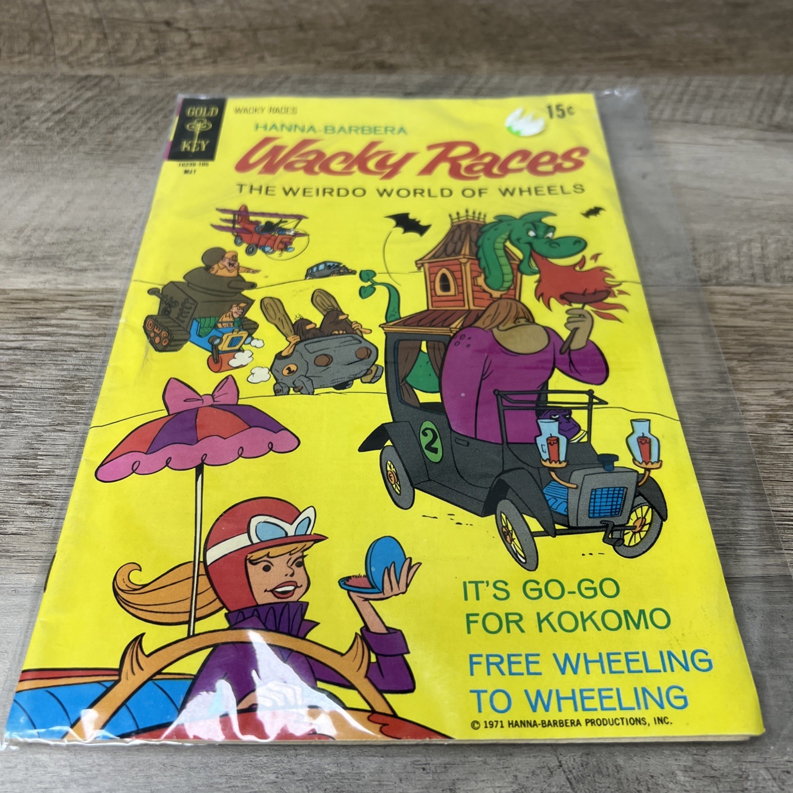 1969 GOLD KEY HANNA-BARBERA WACKY RACES THE WEIRDO WORLD OF WHEELS #1