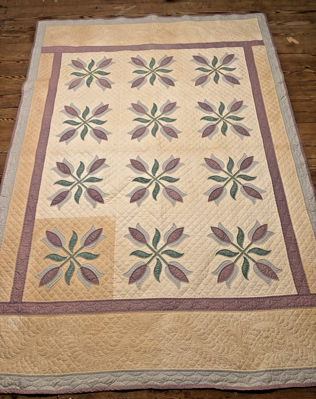 Vintage Hand Stitched/Quilted Purple Tulip Quilt *Extremely Tight Quilting*