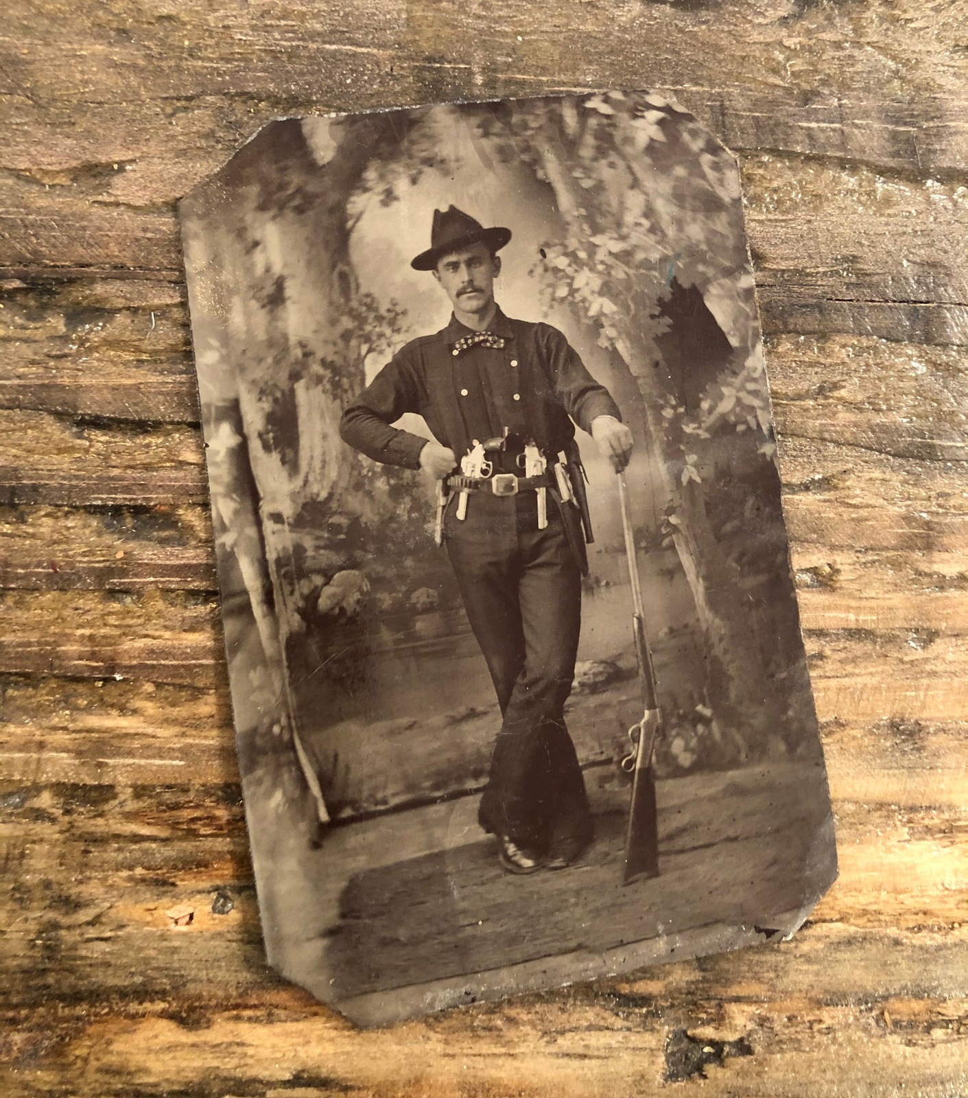 A+ Antique Tintype Photo Western Hunter / Cowboy Armed w Rifle Revolvers & Knife