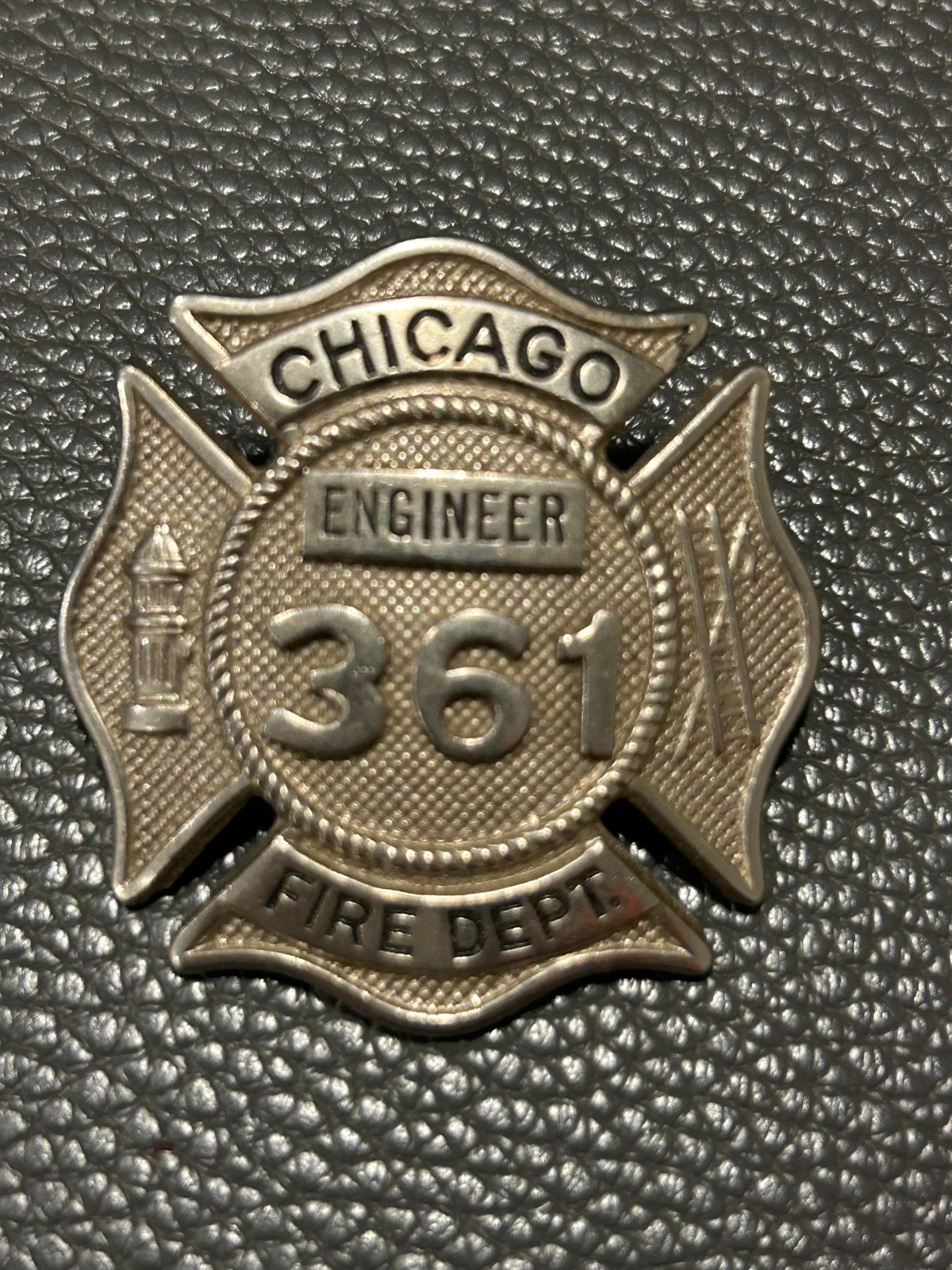 Obsolete Vintage Chicago Illinois  Fire Department Fireman's Badge
