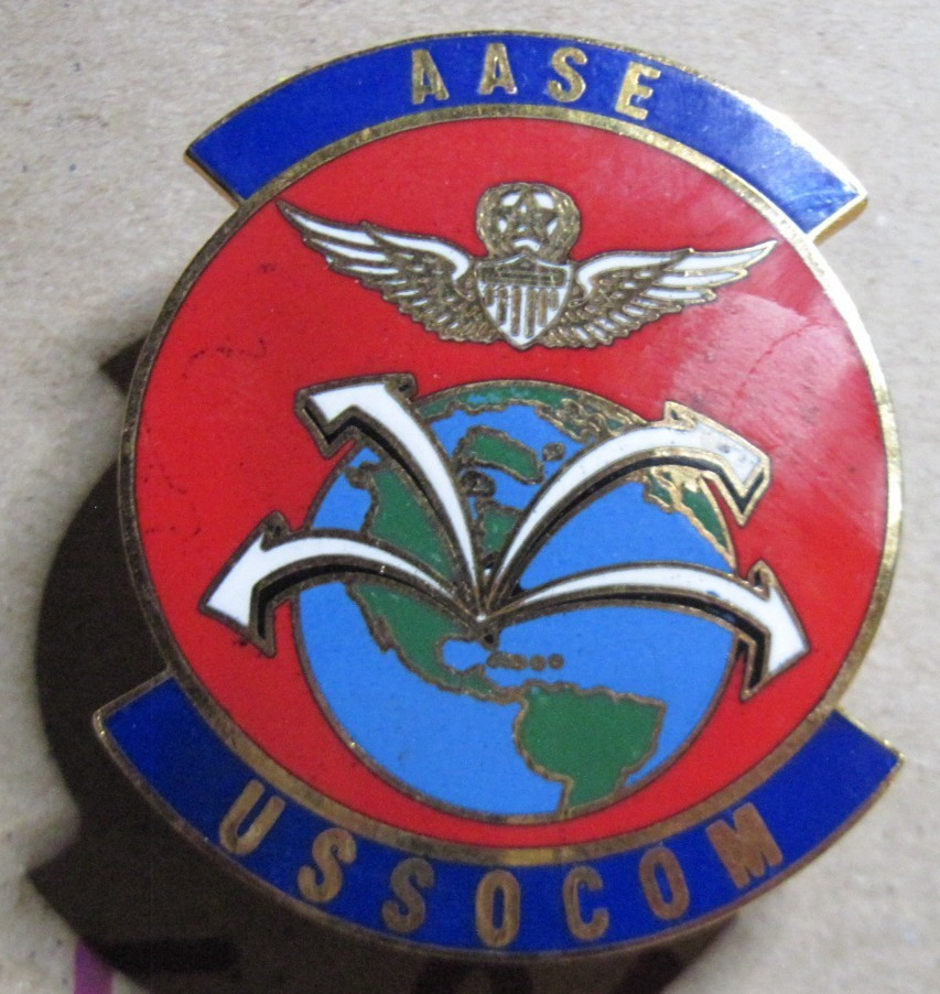 ARMY  Badge  ARMY AVIATION SUPPORT ELEMENT (AASE) USSOCOM SPecial Operations Cmd