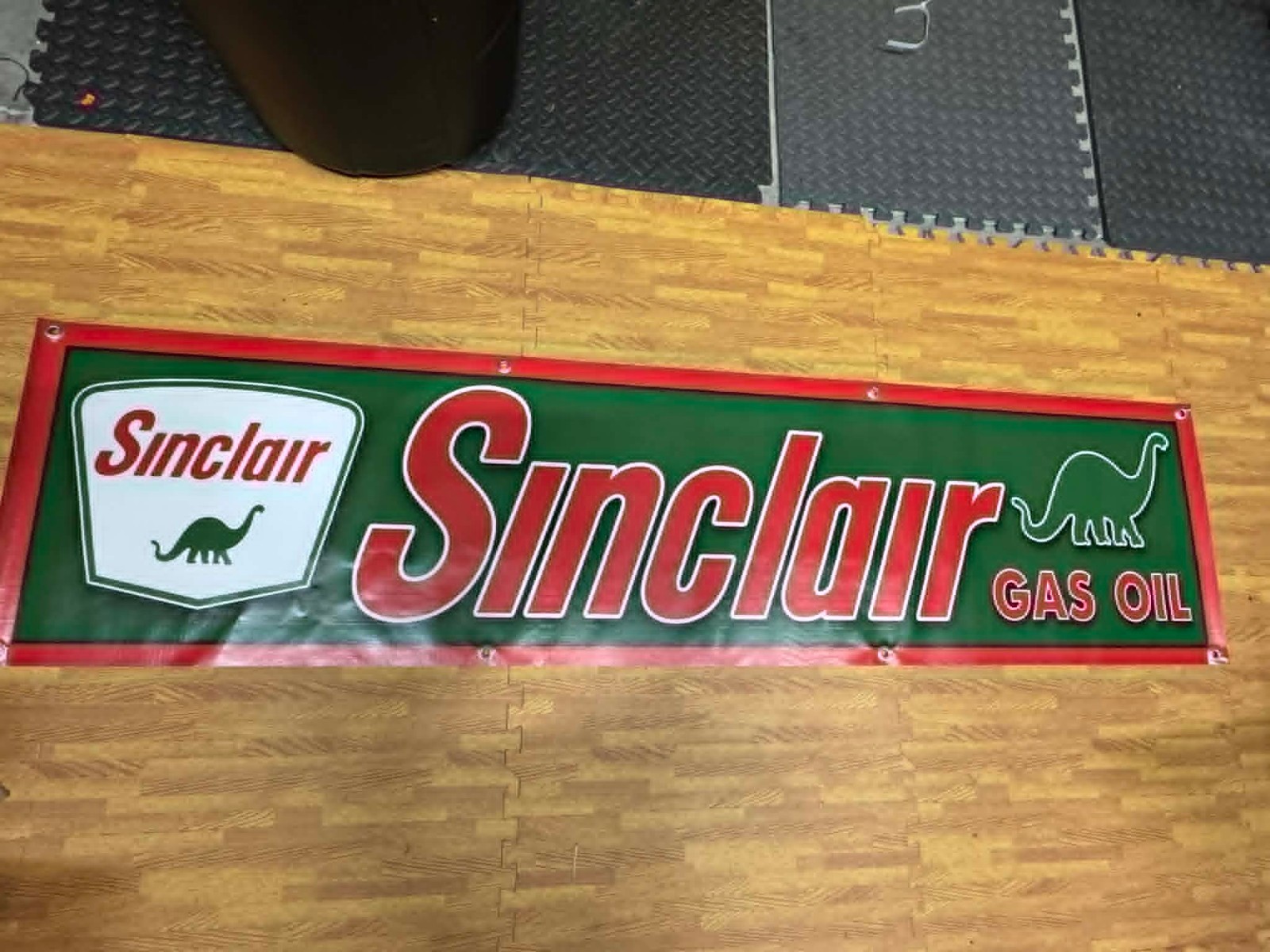Sinclair Gasoline Extra-Large Garage Banner – 18