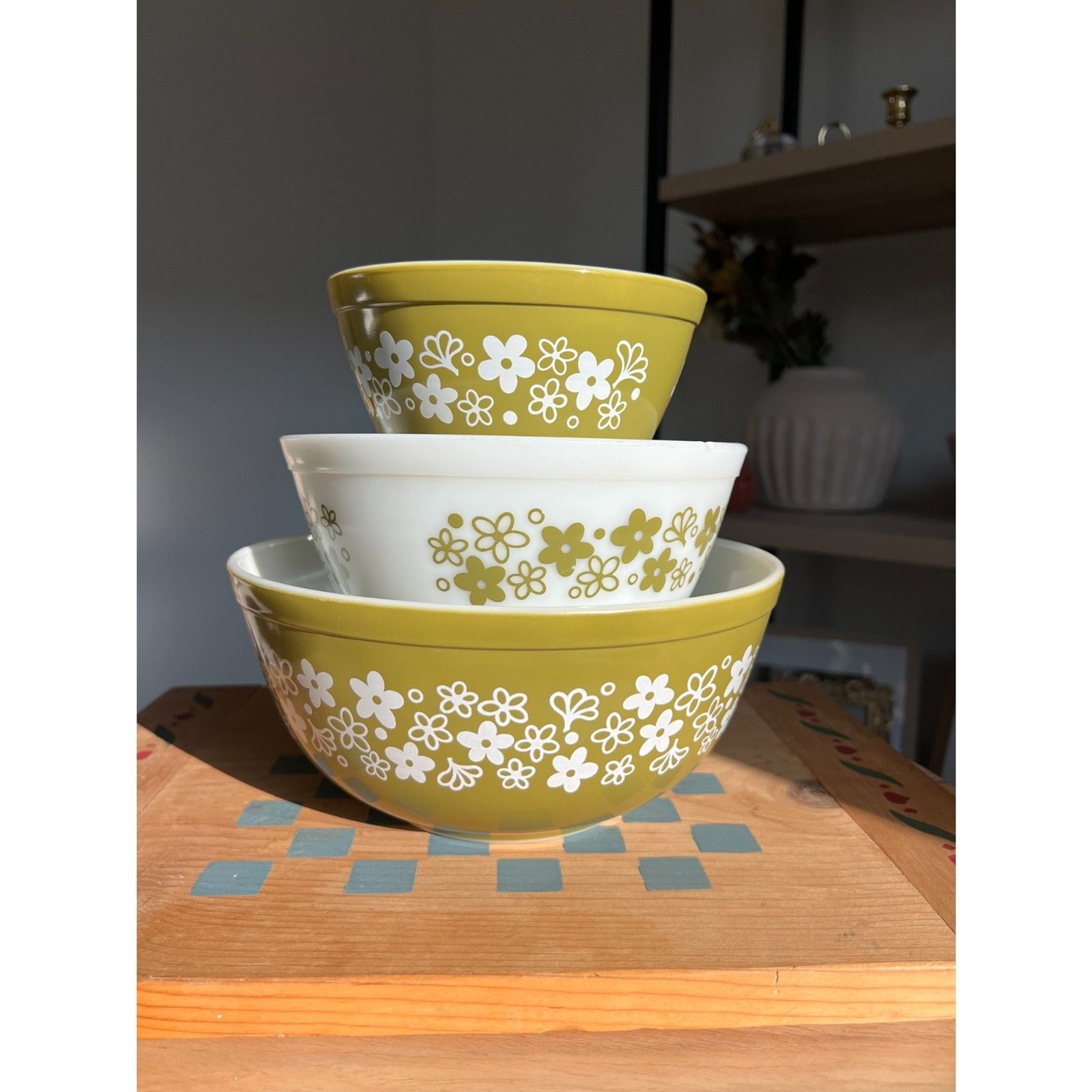 Vintage Pyrex Spring Blossom Crazy Daisy 401 402 403 Bowl Set