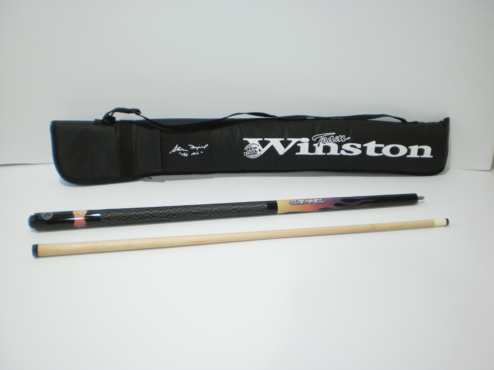 Vintage Team Winston Steve Mizerik Pool Cue with Soft Case