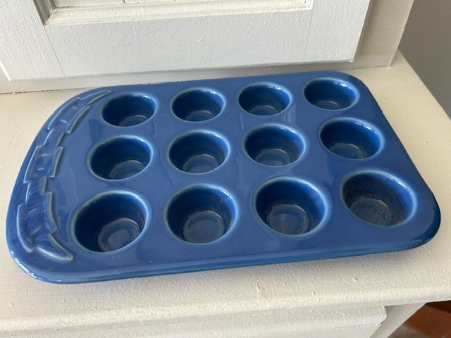 Longaberger Woven Traditions Cornflower Blue Mini Muffin Pan 12 Muffin