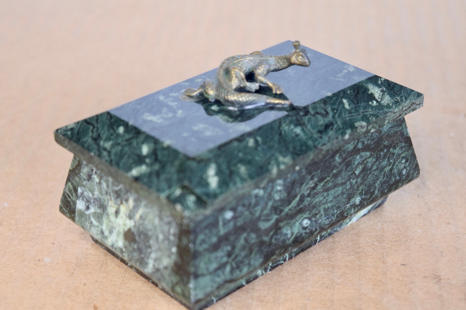 Vintage Serpentine  STONE 2-pc Lidded Trinket Box Bronze Lizard Dragon STUNNING