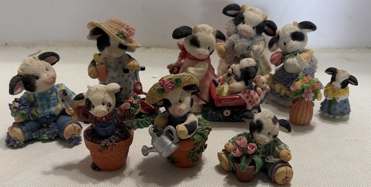Mary’s Moo Moos Spring Garden Figurines Lot of 10 Enesco Cow Collection