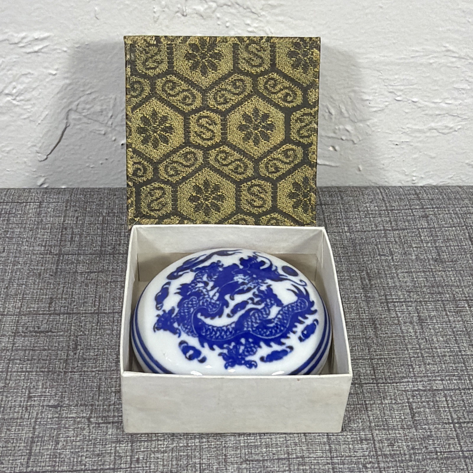 Vintage Chinese Blue And White Dragon Ink Box China with Character Mark 2” New