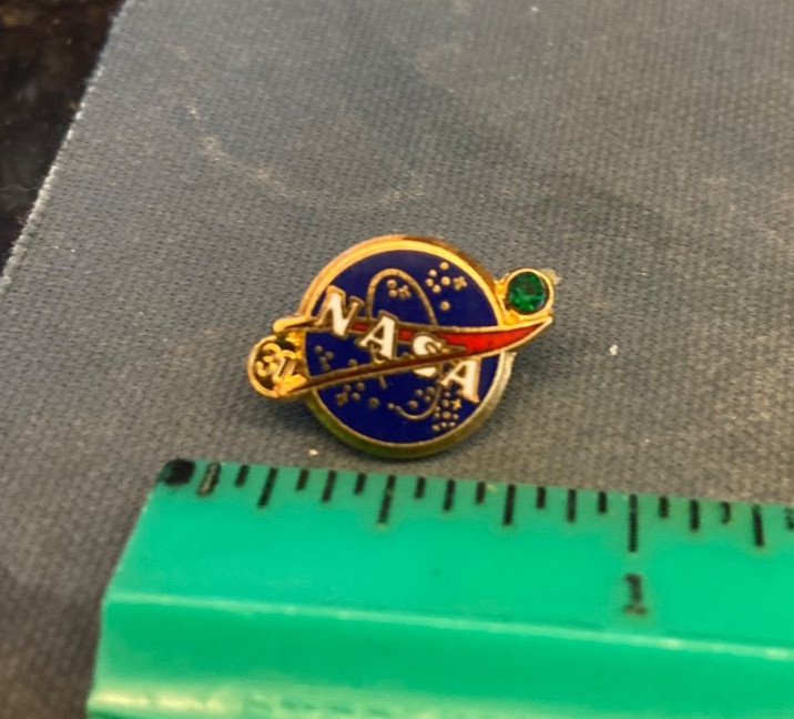 Vintage NASA 30 Year Employee Service Pin w/Green Stone