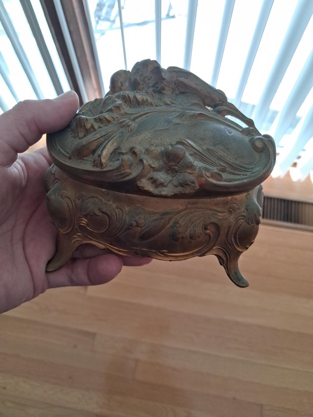 Antique Jennings Brothers JB 980 Art Nouveau Gilt Jewelry Casket Box Carnations