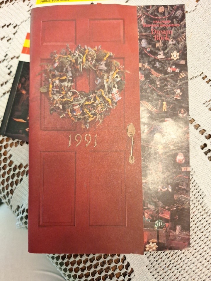 1991 Hallmark Keepsake Magic Ornament Catalog Christmas  Dreambook Reference