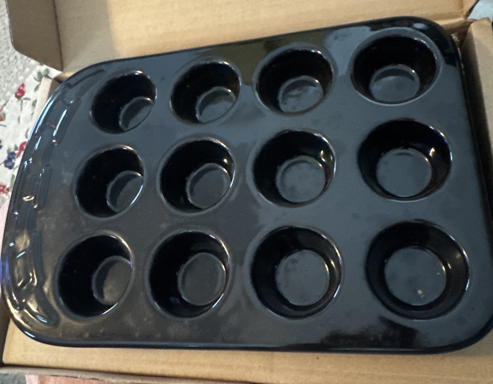 Longaberger Muffin Pan - Mini Size - Ebony