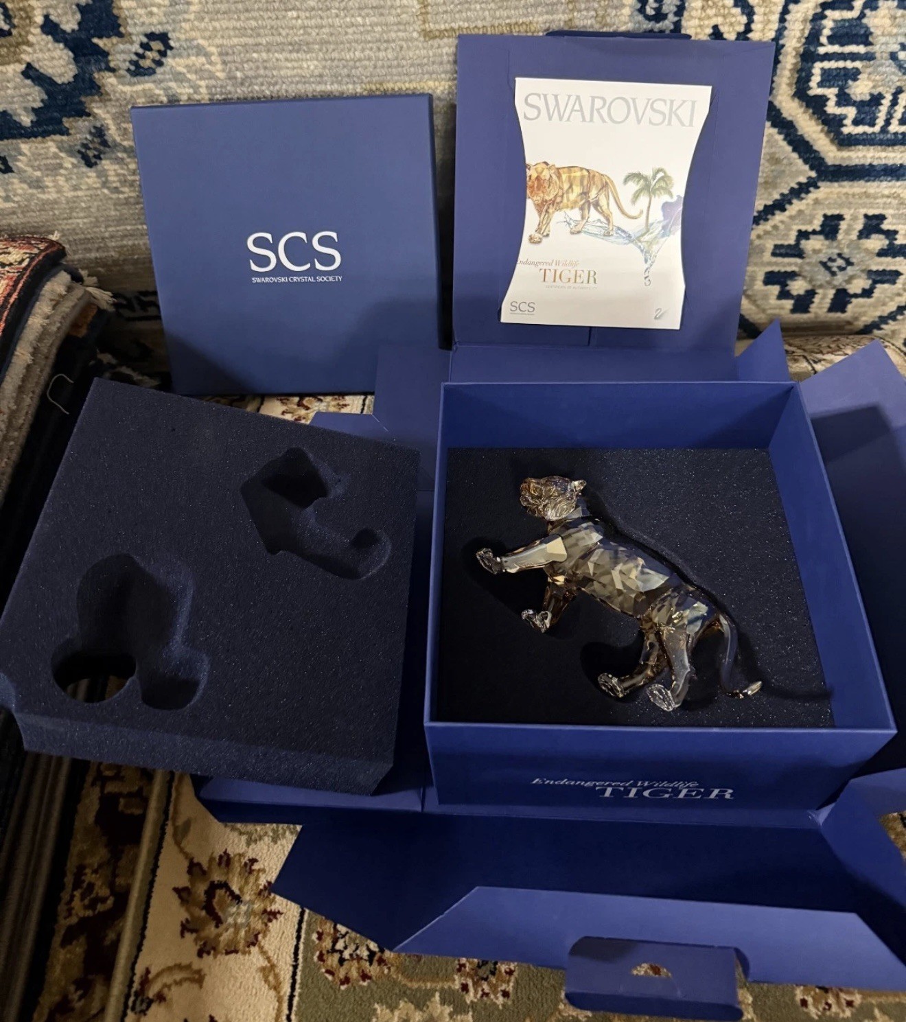 Swarovski SCS 2010 Tiger - Endangered Wildlife Annual Edition - Retired MIB COA