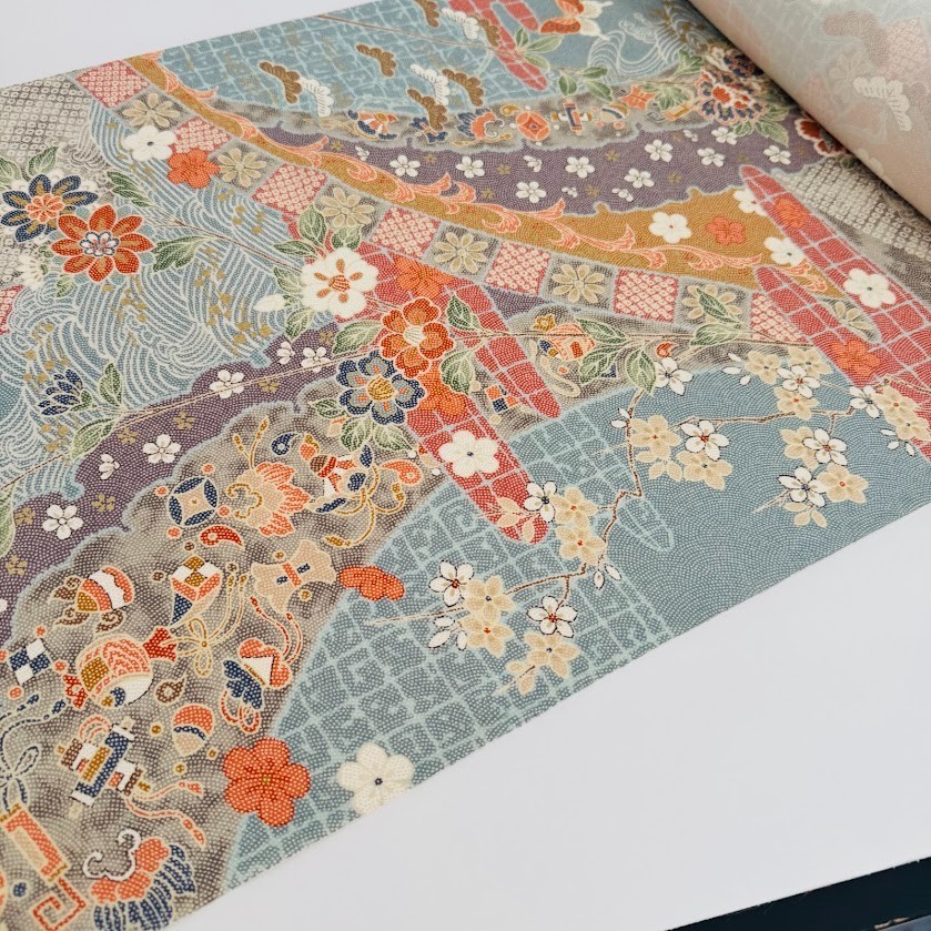Premium Wonderland UnUsed BOLT Japanese Kimono Silk Fabric By the Yard BS47