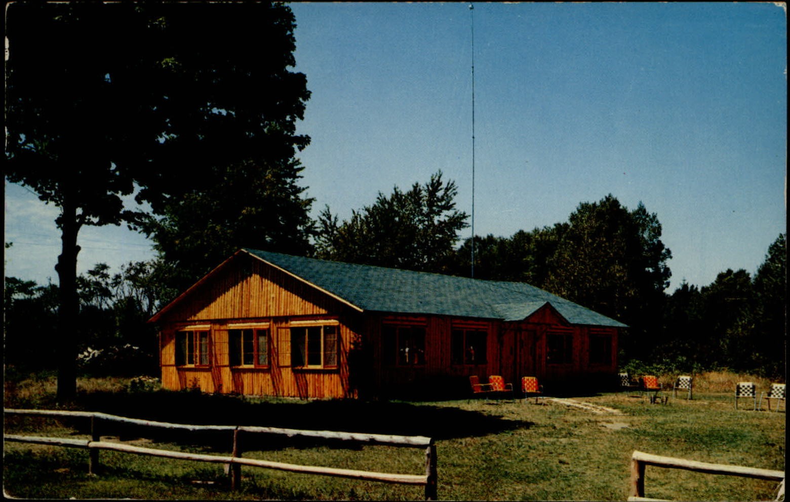 Berrien Springs Michigan Pennellwood Resort Recreation Hall vintage postcard
