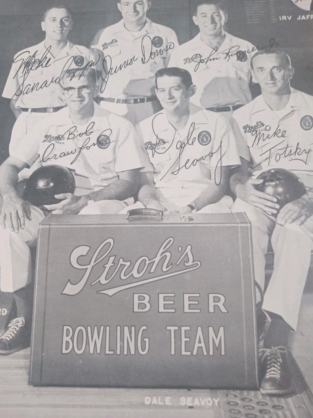Vintage 1965-66 STROH'S BEER Bowling Team Photo Detroit Mi