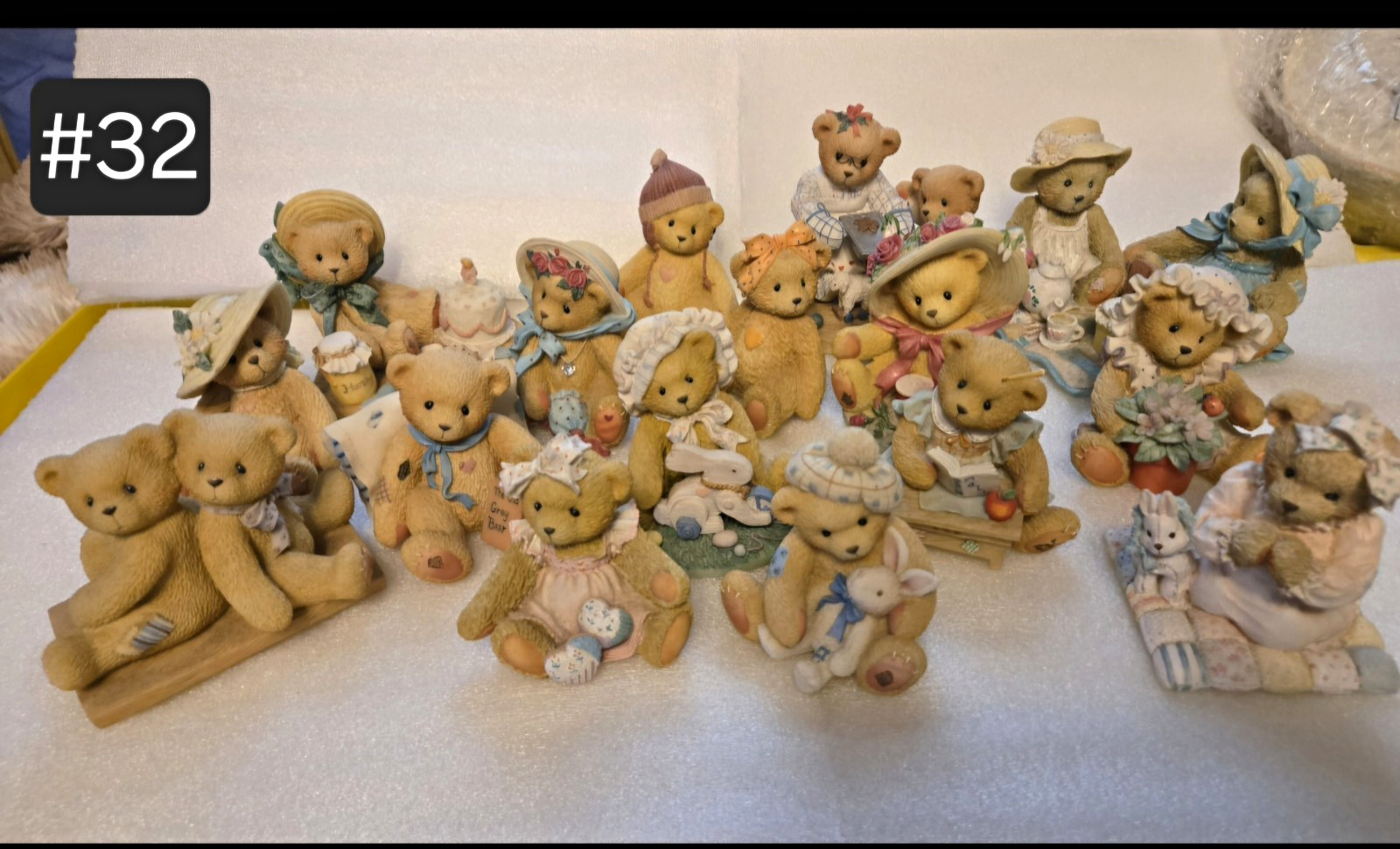 Cherished Teddies Collection – Lot of 17 Figurines Add a charming collection of Cherished Teddies Collection – Lot of 17 Figurines Add a charming collection of