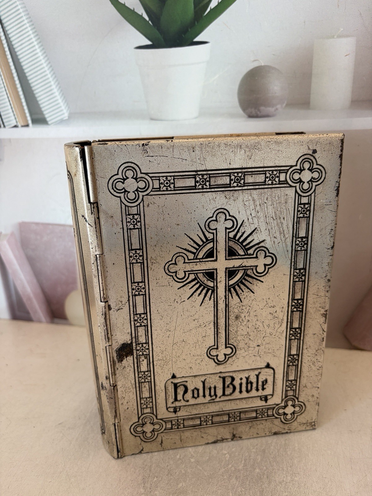 Vintage 1962 Holy Bible New Catholic Edition With Silver-Plate Embossed Cover Vintage 1962 Holy Bible New Catholic Edition With Silver-Plate Embossed Cover