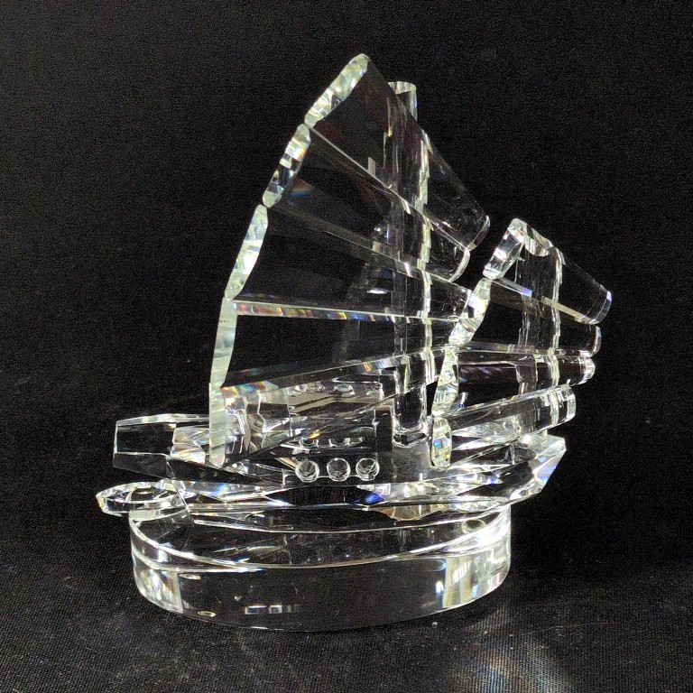 J.G. DURAND CHINESE JUNK BOAT FIGURINE, Cut Lead Crystal, 4
