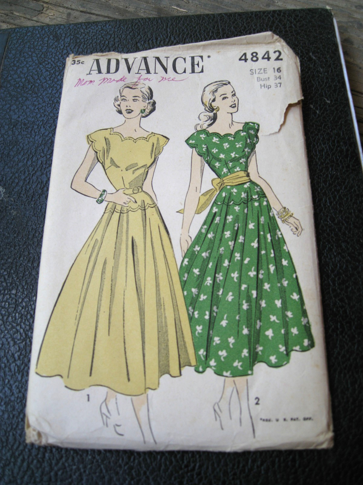 Vtg 40s Advance 4842 Misses\' Sz 16 (34/28/37) Day Dress