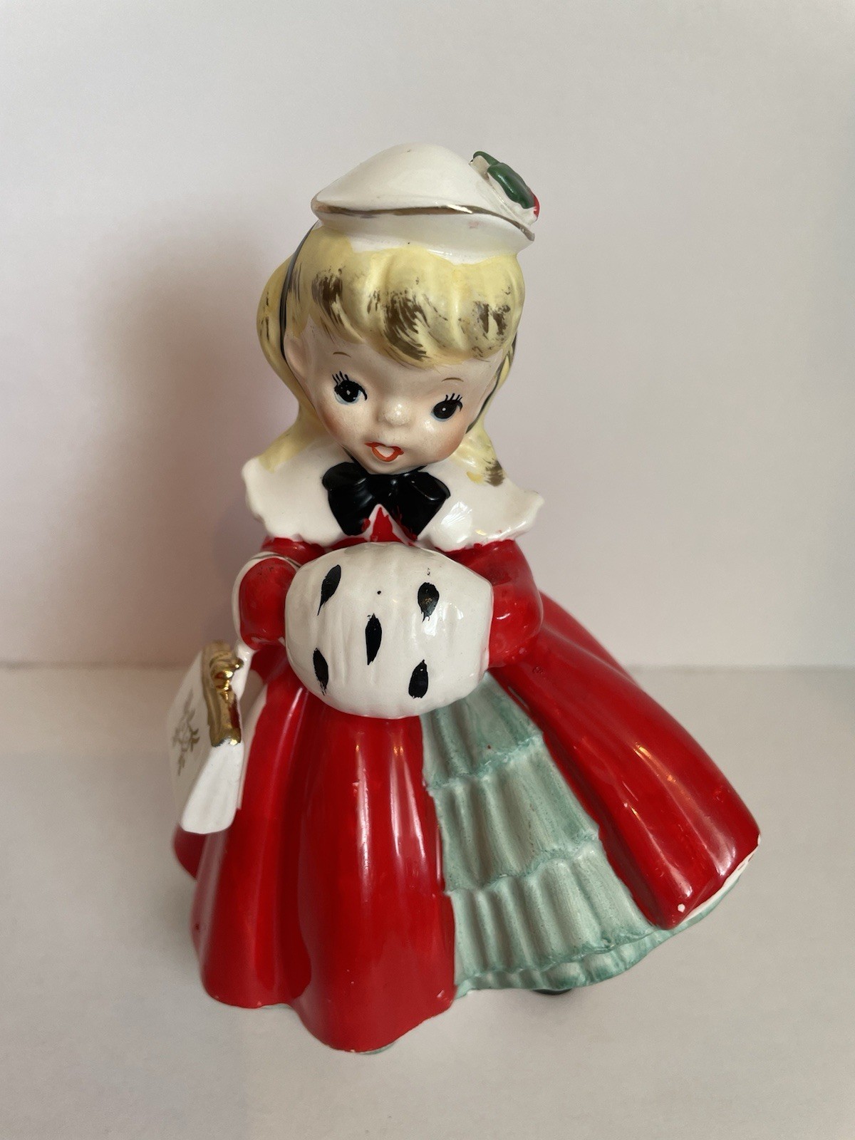 Vintage 1956 Napco Christmas Shopper Girl Planter W/Muff & Purse AX1690PA