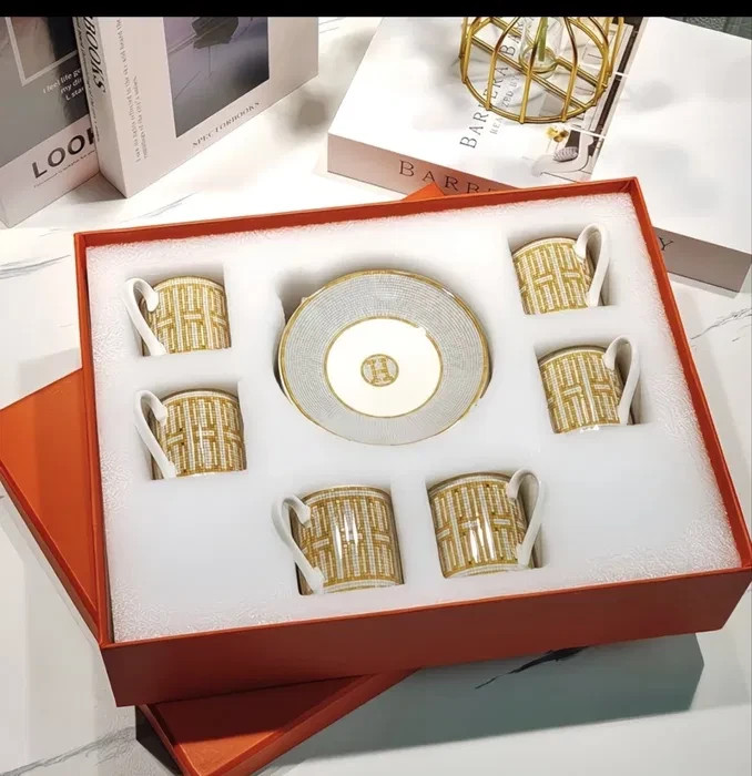 Hermes Mosaique au 24 Platinum 6 Cups Espresso 100ml Gold Porcelain Saucer Set 6