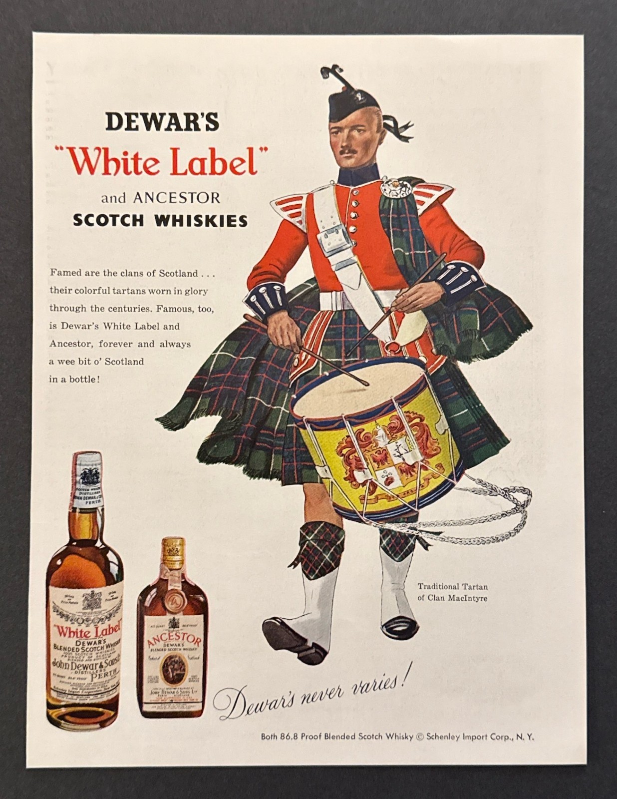 1956 Clan MacIntyre Tartan Drummer art Dewar\'s Whisky vintage print ad