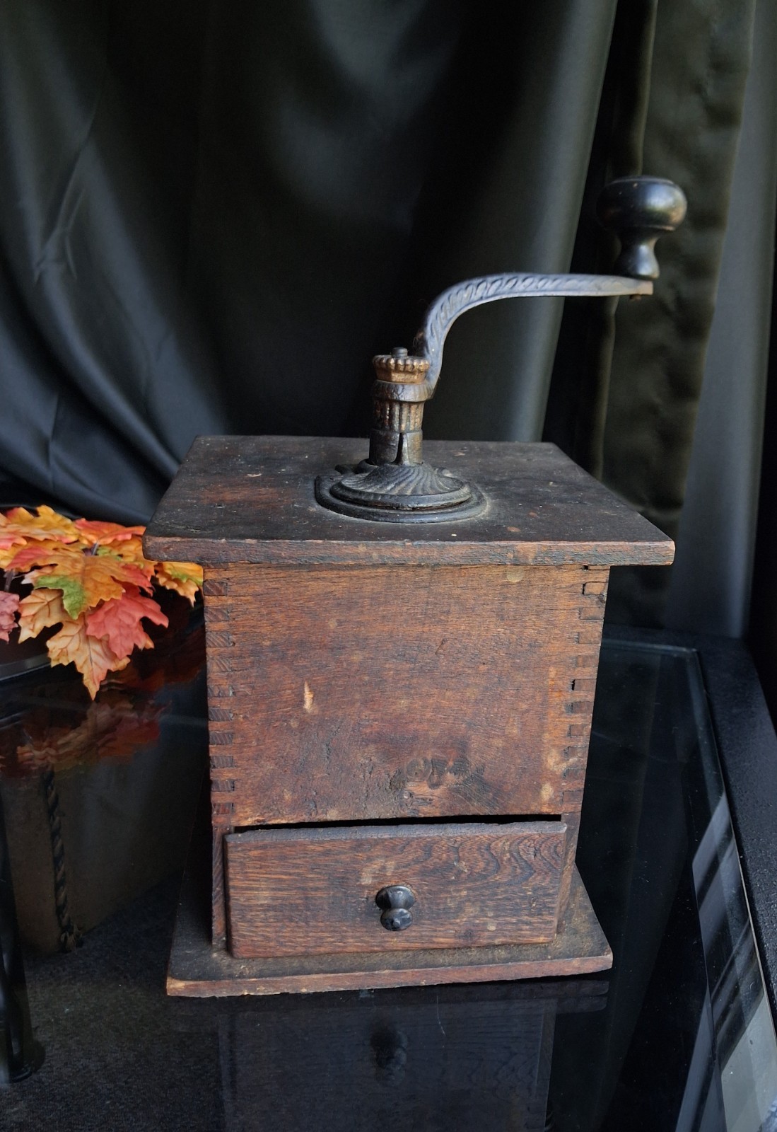 Antique Hand Crank Mill Coffee Grinder Cast Iron Imperial Primative Wooden Dove