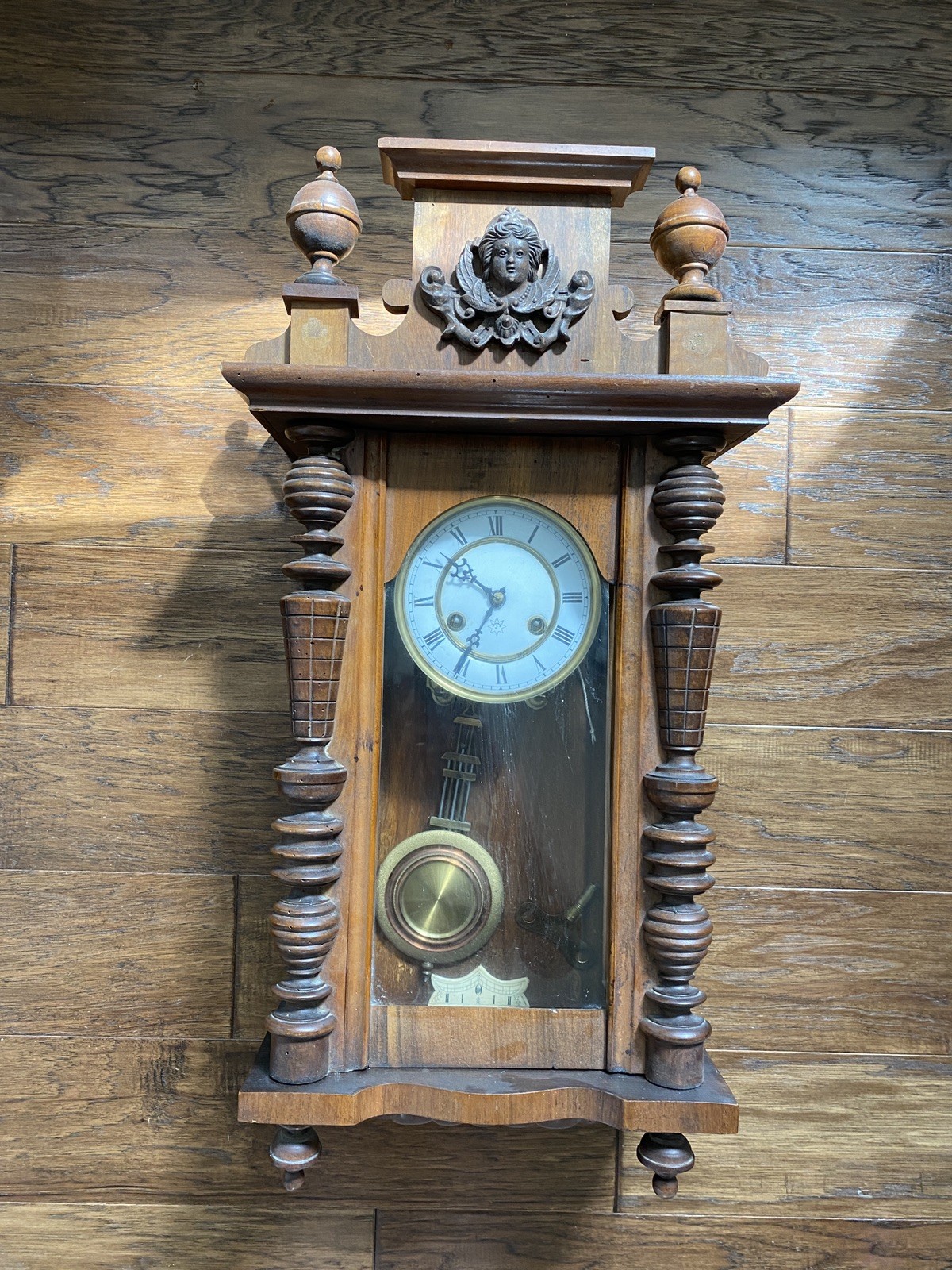 ANTIQUE/VINTAGE JUNGHANS German WALL CLOCK for parts