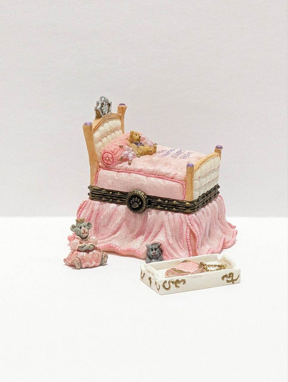 Boyds Bears Treasure Box The Royal Bed w/Princess Pipsqueak McNibble 392164 NIB