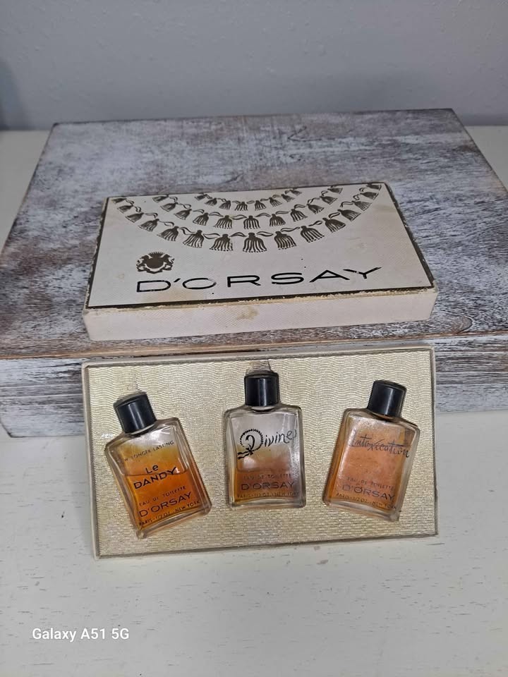 Vintage D\'orsay Eau Se Toilette Perfume Set