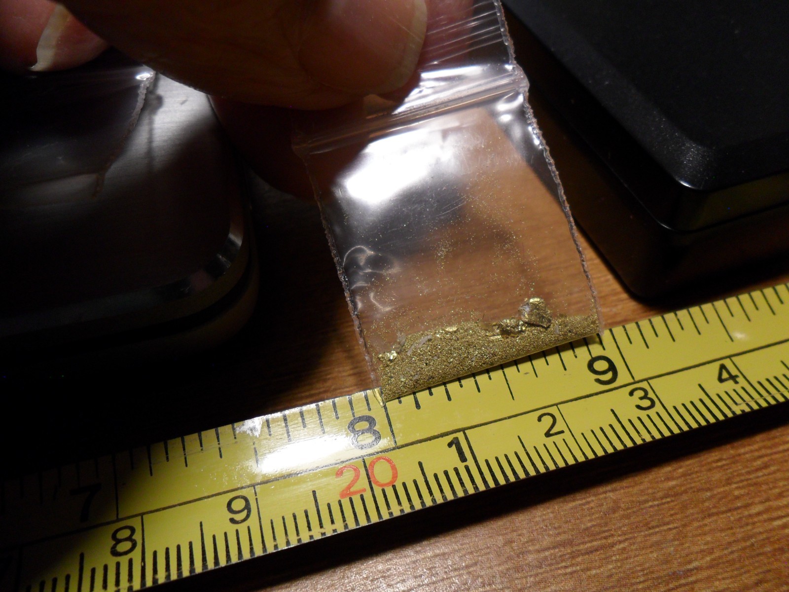 GOLD NUGGETS/FLAKES/DUST