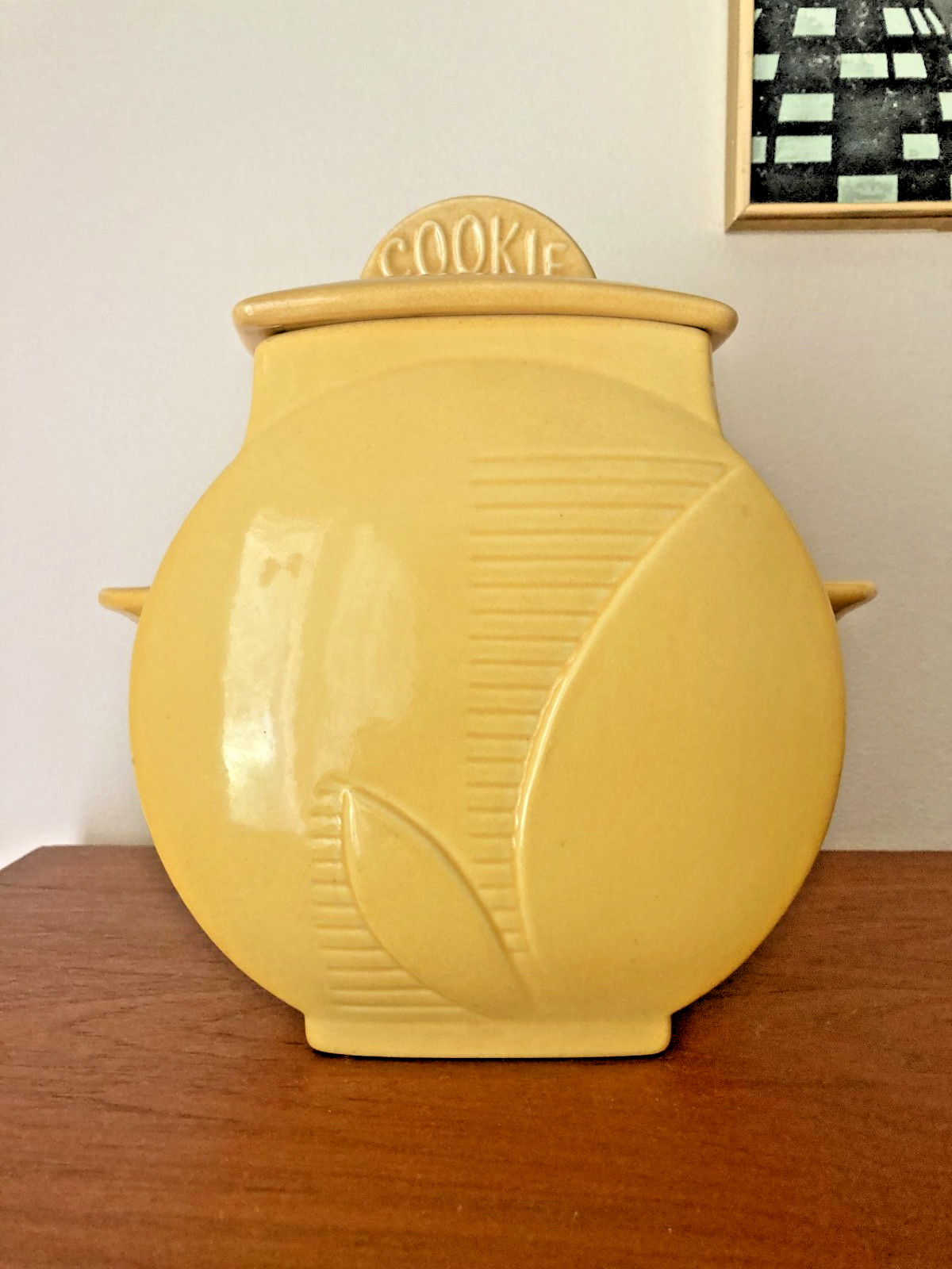 Vintage Red Wing Pottery Fondoso Art Deco Cookie Jar Bright Yellow Gypsy Trail