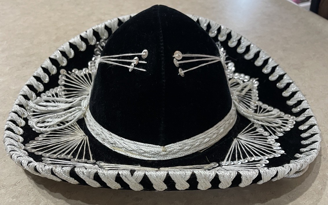 Mexican Sombrero Salazar Yepez Black/Silver Velvet Sequin Childs Hat 15