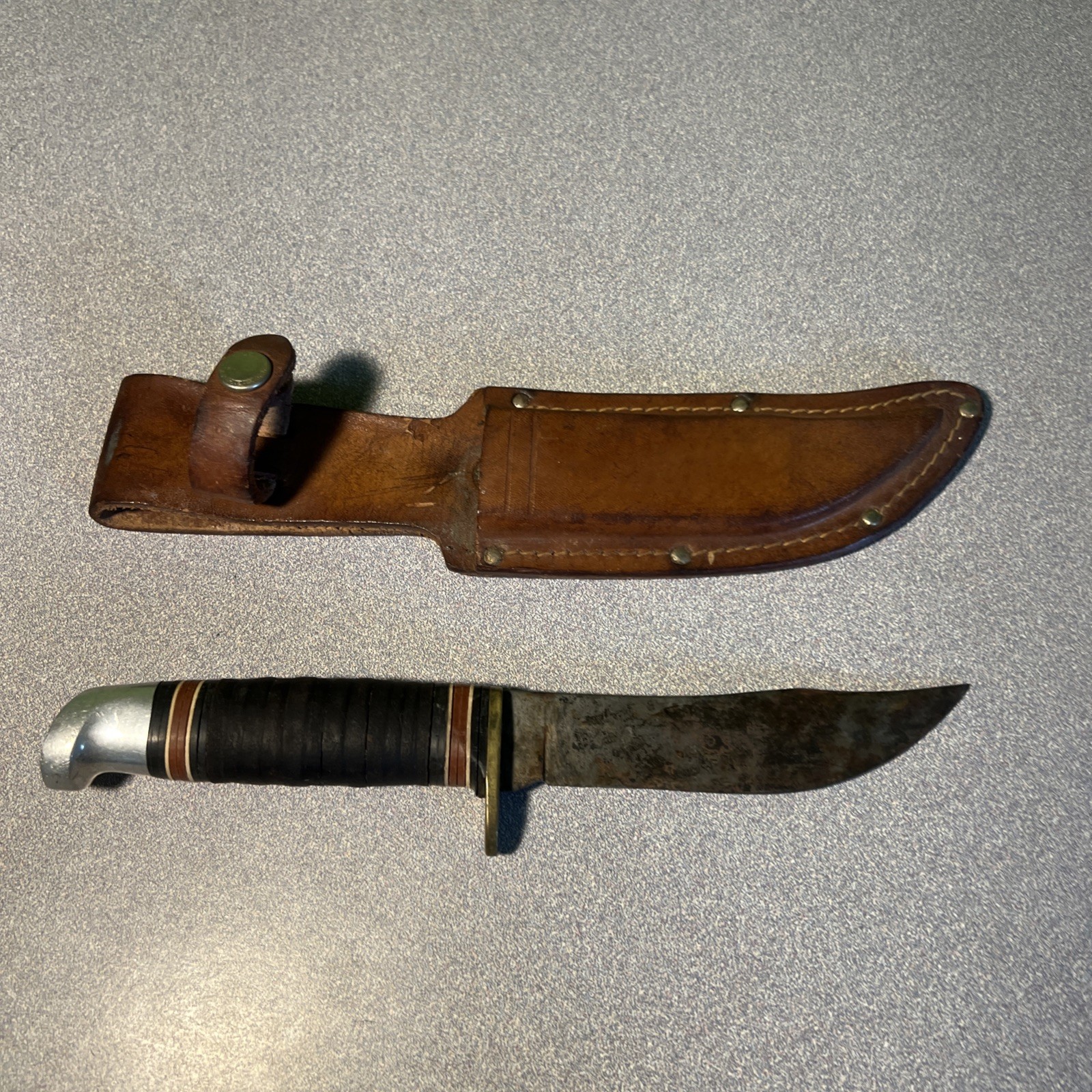 Vintage 1986 Western USA L66 J Hunting Knife Original Leather Sheath
